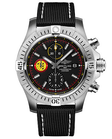 Breitling Avenger Chronograph 45 Swiss Air Force Team A133171A1B1X1